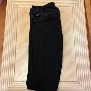 Black skinny jeans